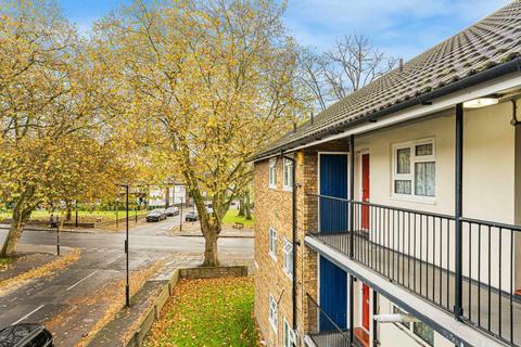 2 bedroom flat for sale, Grange Road, Plaistow, London, E13 0EE