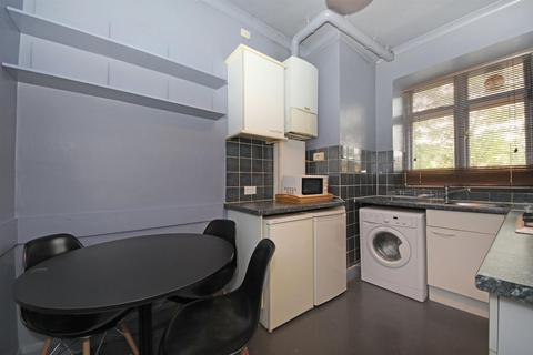 3 bedroom apartment to rent, Hamilton Road, W5