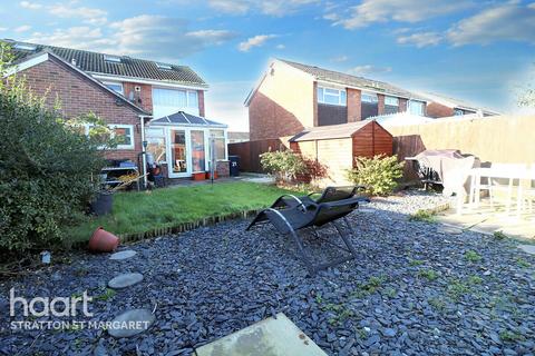 3 bedroom semi-detached house for sale, Foxbridge, Swindon