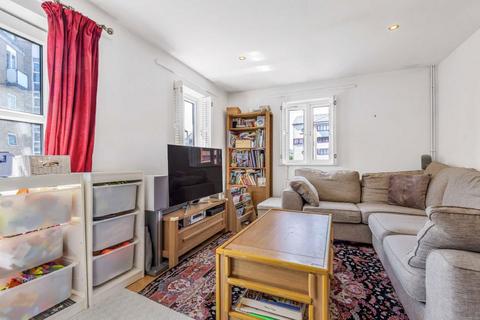 2 bedroom flat for sale, Lorne Close, London NW8