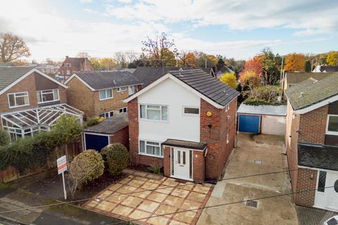 3 bedroom detached house for sale, Broadacre Close, Ickenham, UB10