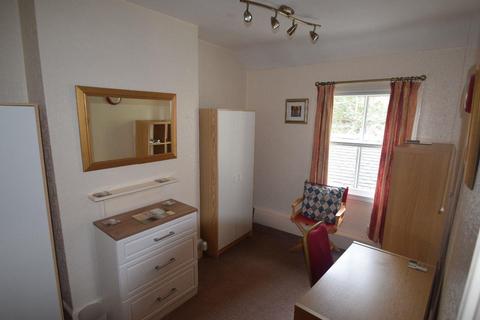 2 bedroom flat to rent, Harriet House, Flat 1A, R/O 83 High Street