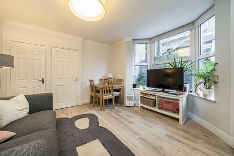 2 bedroom flat to rent, Bovill Road, London SE23