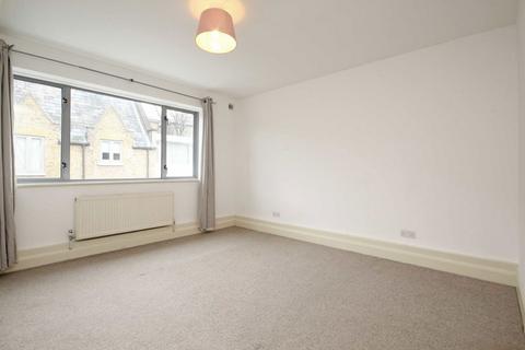 2 bedroom flat to rent, Murray Mews, London NW1