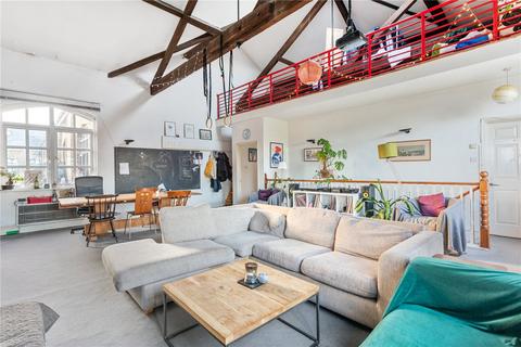 3 bedroom apartment for sale, Independent Place, London, E8