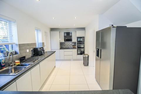 4 bedroom detached house to rent, Kimberley, Teal Farm, Washington, Tyne and Wear, NE38