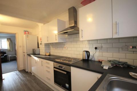 4 bedroom terraced house to rent, Canterbury CT1