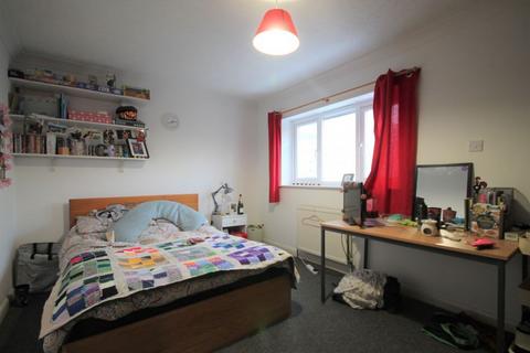 4 bedroom terraced house to rent, Canterbury CT1