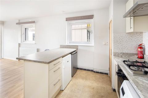 2 bedroom flat to rent, Denning Point, 33 Commercial Street, London, E1