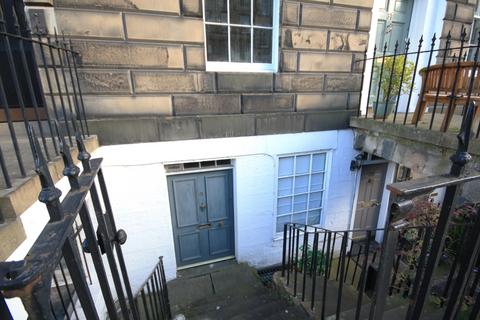 1 bedroom flat to rent, Dublin Street, Newtown, Edinburgh, EH3