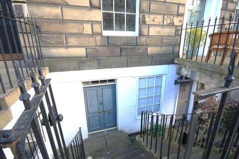 1 bedroom flat to rent, Dublin Street, Newtown, Edinburgh, EH3