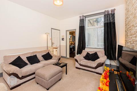 2 bedroom end of terrace house for sale, Bradshaw Brow, Bradshaw, Bolton, BL2 3DD