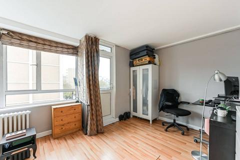 3 bedroom flat for sale, Lupus Street, Pimlico, London, SW1V