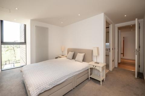 2 bedroom flat for sale, 15/10 Simpson Loan, Quartermile, Edinburgh, EH3