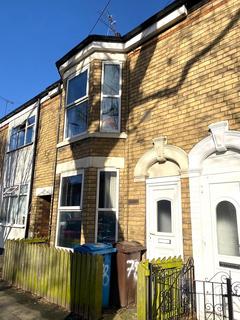 3 bedroom terraced house to rent, Goddard Avenue, Hull HU5