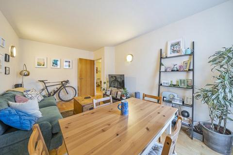 1 bedroom flat for sale, Southampton Way, Camberwell SE5