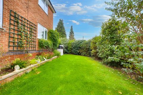 3 bedroom detached house for sale, Cleve Avenue, Toton