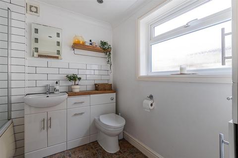 3 bedroom house for sale, Gelligaer Street, Cardiff CF24