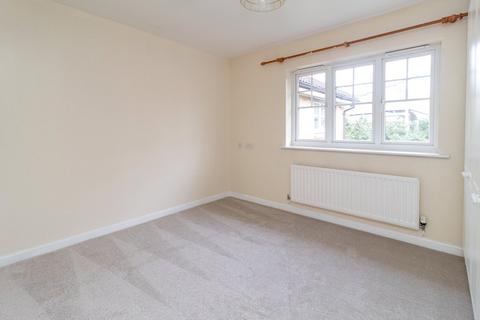 2 bedroom apartment for sale, Firethorn Close, Edgware, HA8