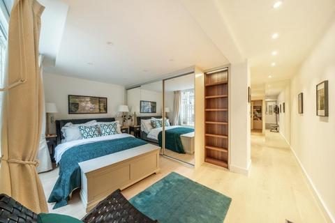 2 bedroom apartment to rent, Brompton Square,  Knightsbridge,  SW3