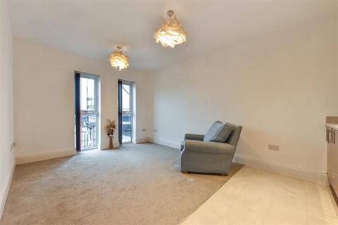 1 bedroom apartment for sale, Chichester