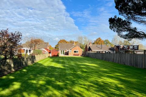 3 bedroom semi-detached bungalow for sale, Hornash Lane, Shadoxhurst