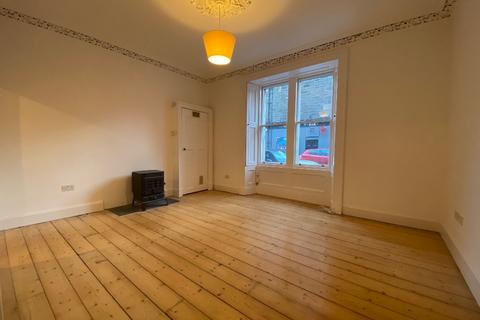 2 bedroom flat to rent, Tarvit Street, Tollcross, Edinburgh, EH3