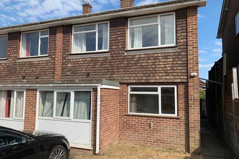 1 bedroom end of terrace house to rent, Canterbury CT2