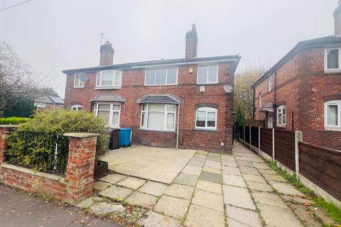 4 bedroom semi-detached house to rent, Fog Lane, Manchester