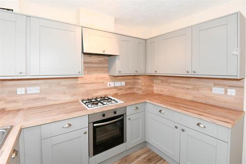 132 Cornbrash Rise, Hilperton, Trowbridge, BA14 7TT