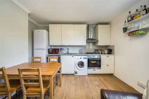 4 bedroom flat for sale, Hunton Street, London E1