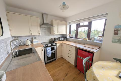 4 Gwarth An Dre, Hayle, TR27 4QJ