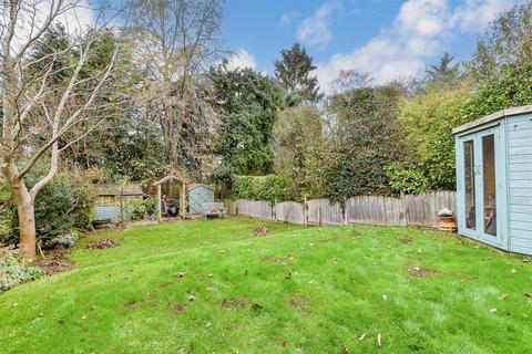 3 bedroom detached house for sale, Lackford Road, Chipstead, Coulsdon, Surrey