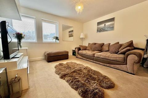 Flat 18, Priestley Court Cornmill View, Horsforth, Leeds, LS18 5NJ