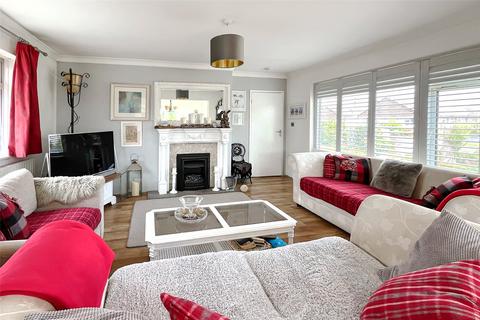 2 bedroom bungalow for sale, Seawaves Close, East Preston, Littlehampton, West Sussex