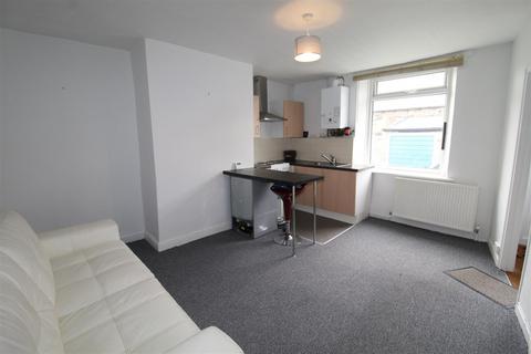 1 bedroom terraced house to rent, Elmwood Street, Savile Park, Halifax