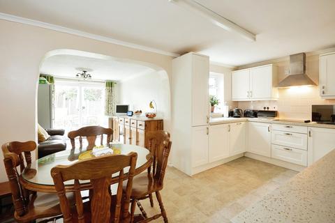 4 bedroom semi-detached house for sale, Martin Crest, Warminster BA12