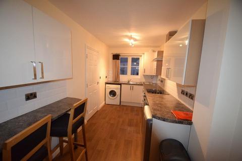 4 bedroom terraced house to rent, Sunnyside - Sandycroft Mews