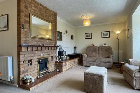 3 bedroom detached bungalow for sale, Ranworth Avenue, Lowestoft, NR33