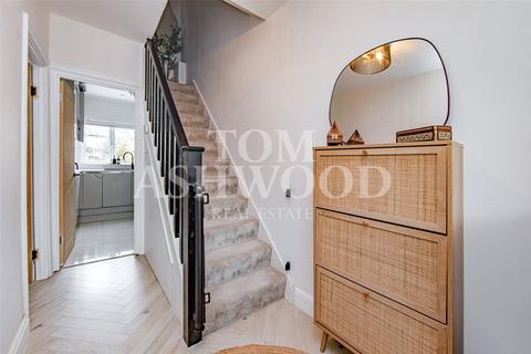 3 bedroom terraced house for sale, Beechfield Gardens, Romford, RM7