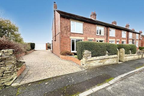 3 bedroom end of terrace house for sale, Storthes Hall Lane, Kirkburton, Huddersfield HD8 0PT