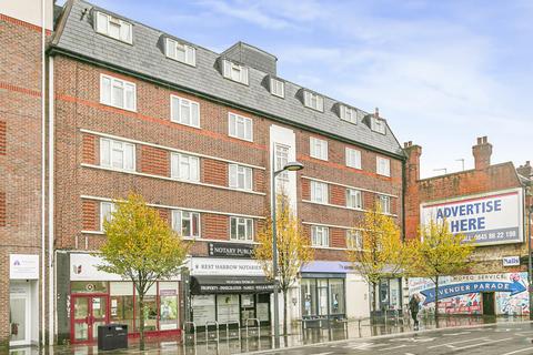 3 bedroom apartment for sale, London Road, Mitcham, CR4