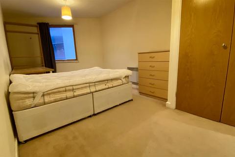 2 bedroom apartment to rent, Priory Place, Coventry