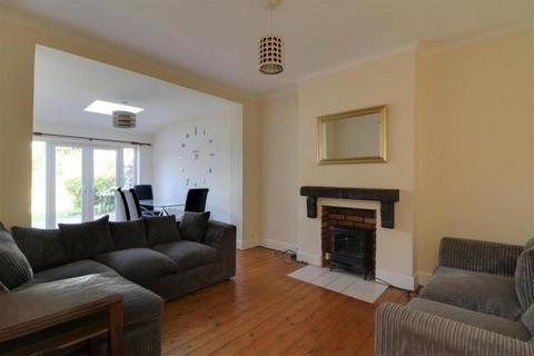 4 bedroom house to rent, Rochester Way, London