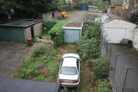 13 Stone Hall Road, Bradford, BD2 2EJ