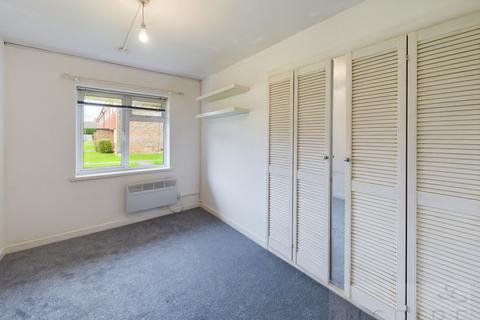 2 bedroom apartment to rent, London Road, Crawley RH10