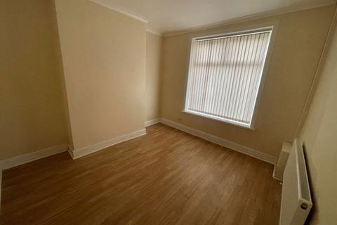 2 bedroom terraced house to rent, Fife Street, Accrington, Lancashire