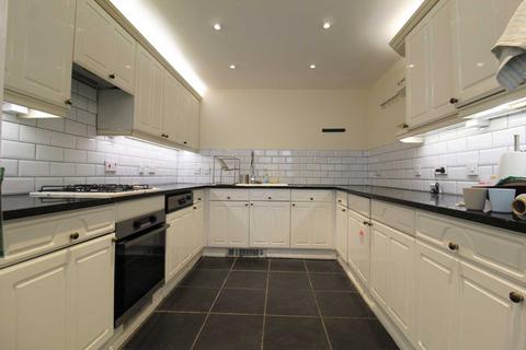 4 bedroom townhouse to rent, Hemel Hempstead HP3