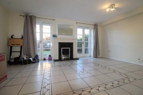 4 bedroom townhouse to rent, Hemel Hempstead HP3