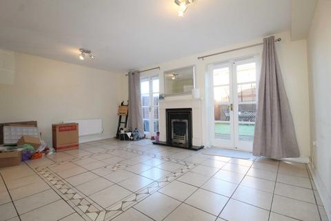 4 bedroom townhouse to rent, Hemel Hempstead HP3